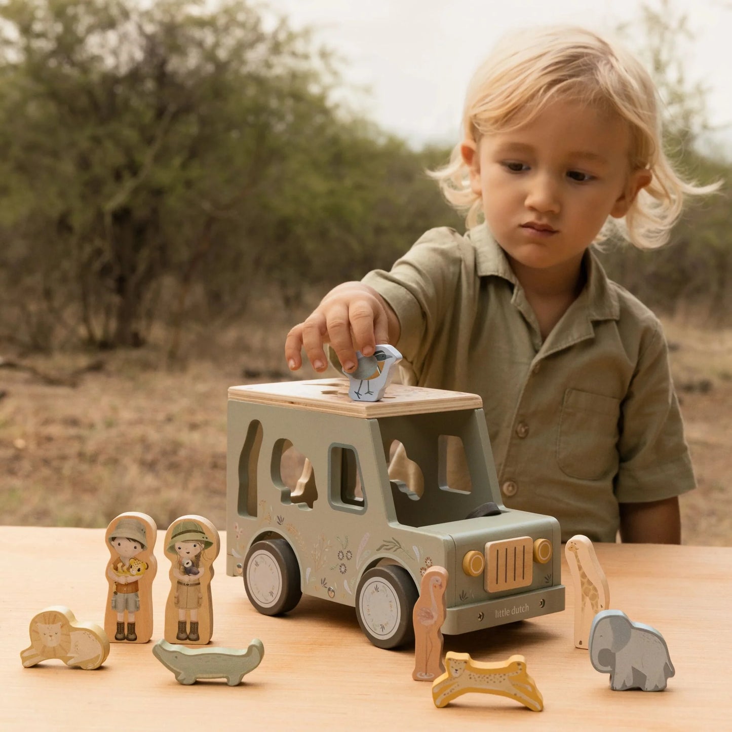 Boîte à formes Voiture de Safari en bois - Safari Friends - Little Dutch