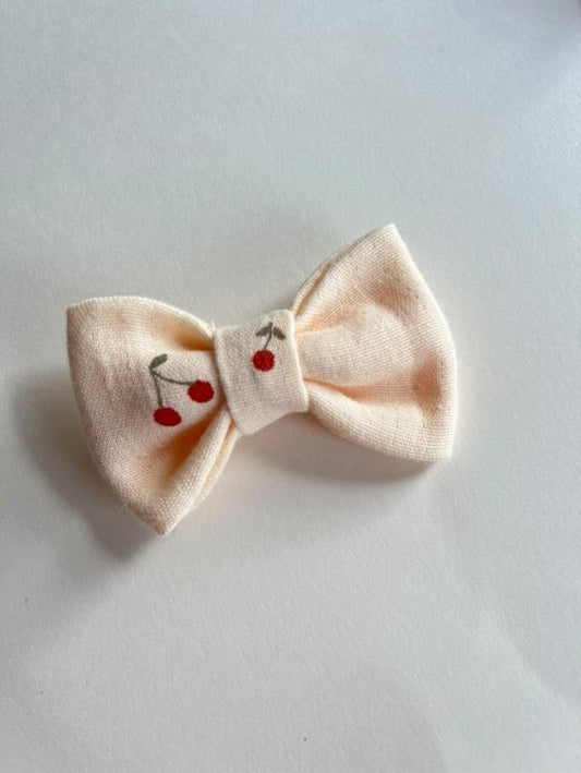 Les barrettes nœud #cerise