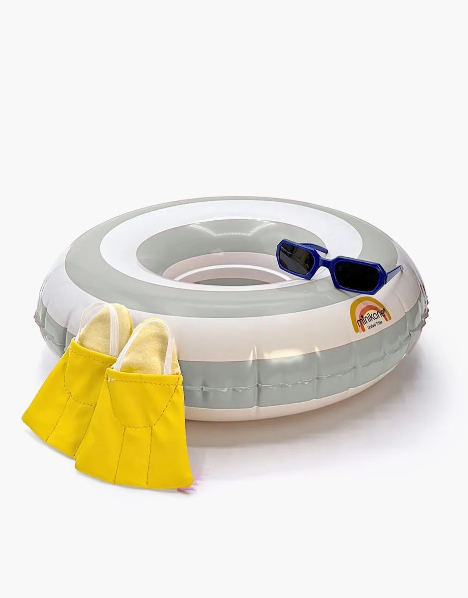 Lot accessoires de plage Mini Panchas avec bouée rayée vert de gris - Minikane
