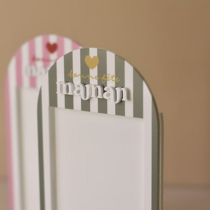 Cadre photo "Bonne fête maman" coeurs - Les mignonneries