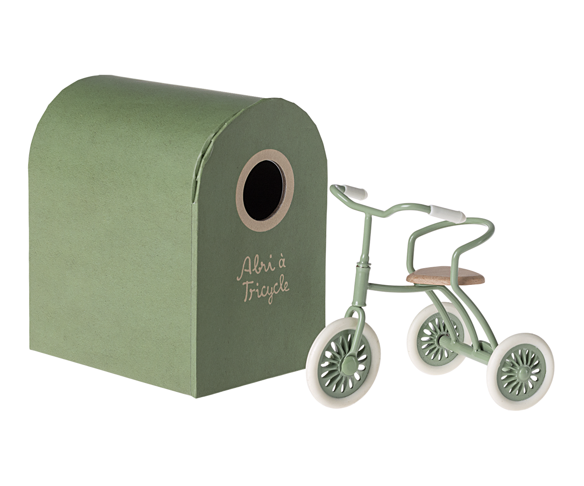 Abri avec son Tricycle à Souris - Vert - Maileg