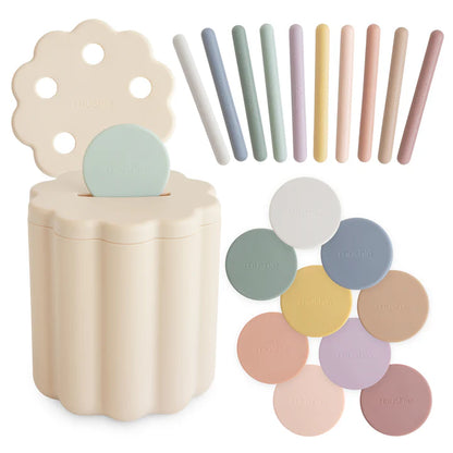 Boîte de motricité fine  #Pièces de monnaie et tubes