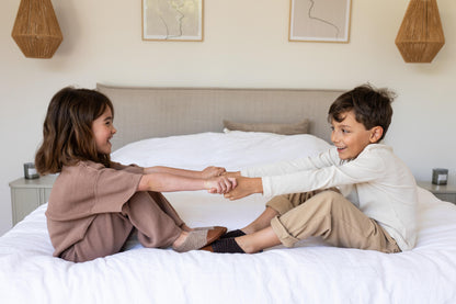 Chaussons - les Petits Velours Noisette - Les Pas Petits