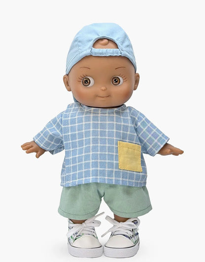 Noah à l’école et son ensemble à carreaux bleu - Minikane
