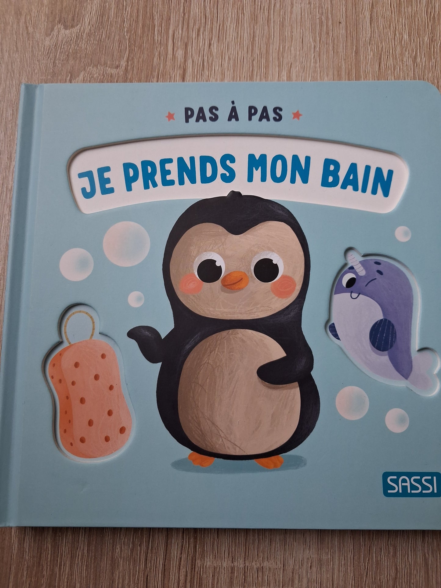 Pas à pas - Je prends mon bain - Livre Sassi