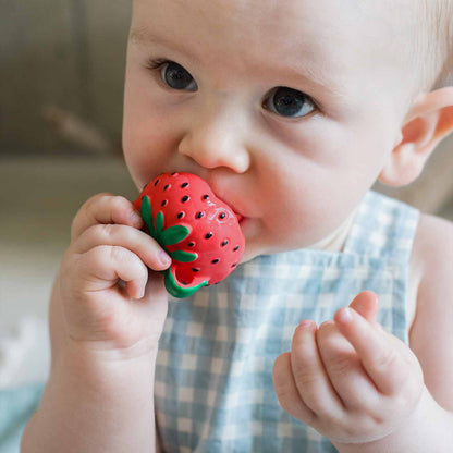 Sweetie la Fraise - Mini Jouet Dentition - Oli and Carol